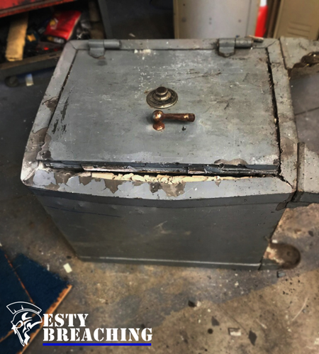 Esty Breaching Betsy Bar